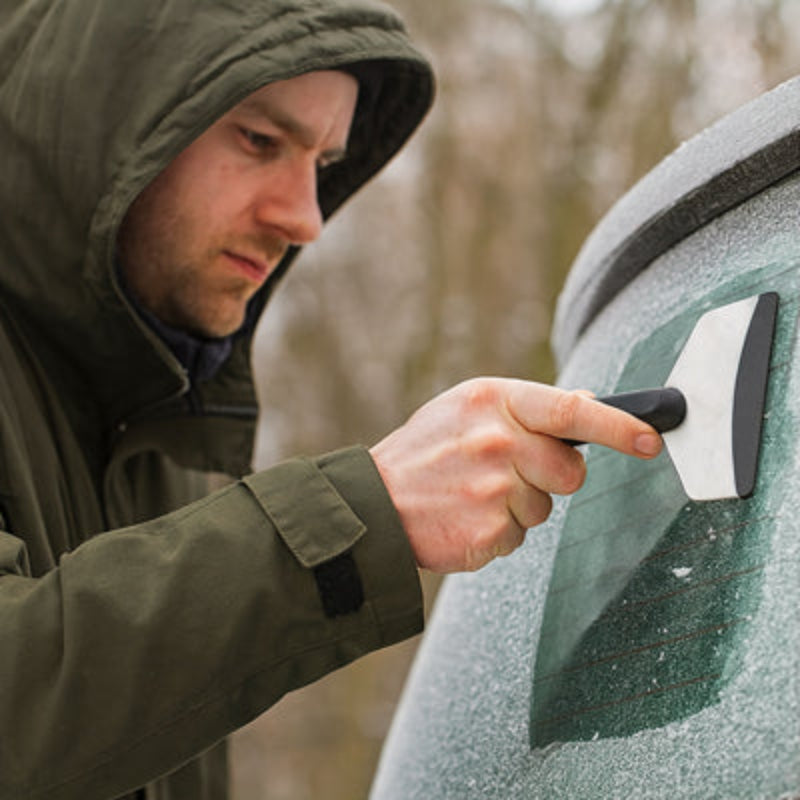 grattoir pour pare brise frostmaster pratique